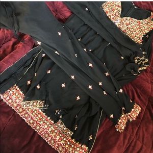 Punjabi Suit / Indian Suit